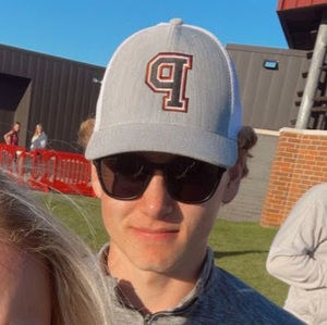 Meet your Posher, Travis